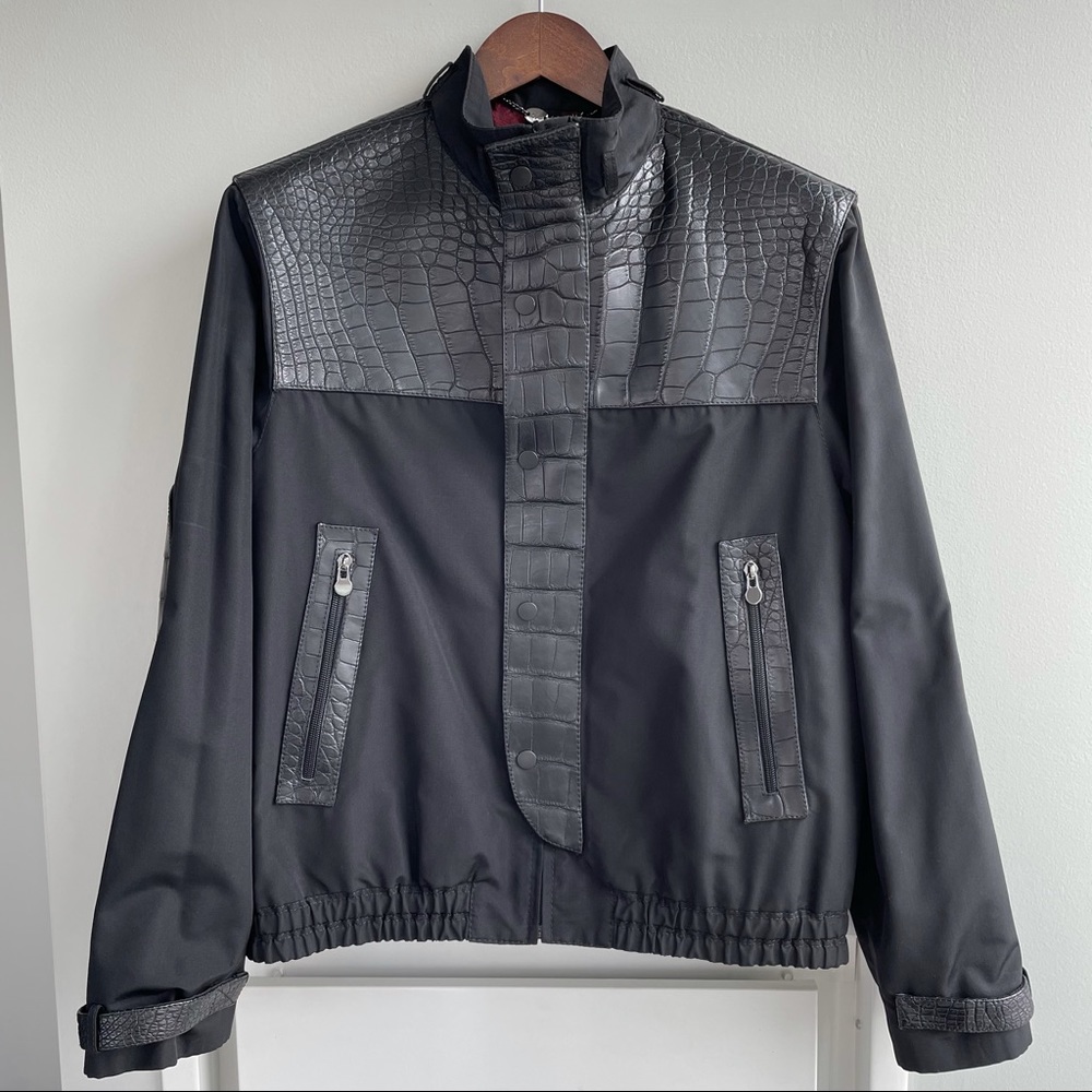 Exclusive - Custom Alligator Bomber by Hettabrez